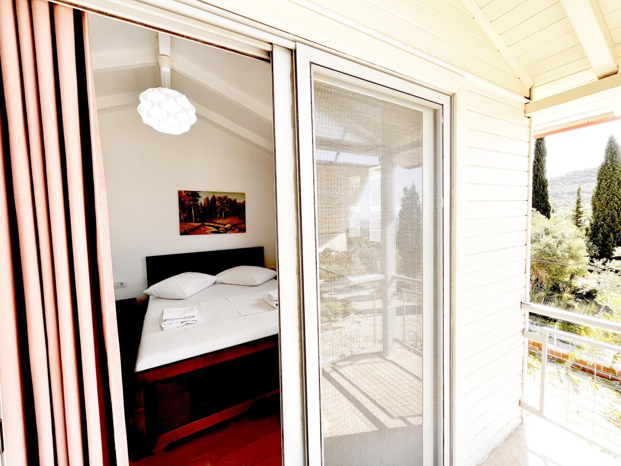 Garden Rooms Химара Экстерьер фото